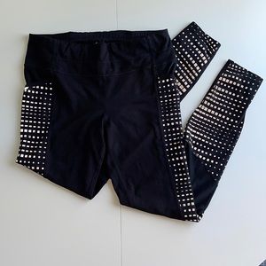 ATHLETA Full Length, Midrise Legging, side pockets